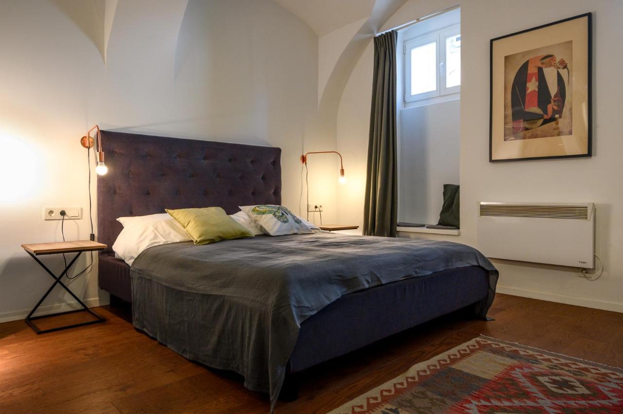 Swanky Old Town Apartment Ζάγκρεμπ Εξωτερικό φωτογραφία